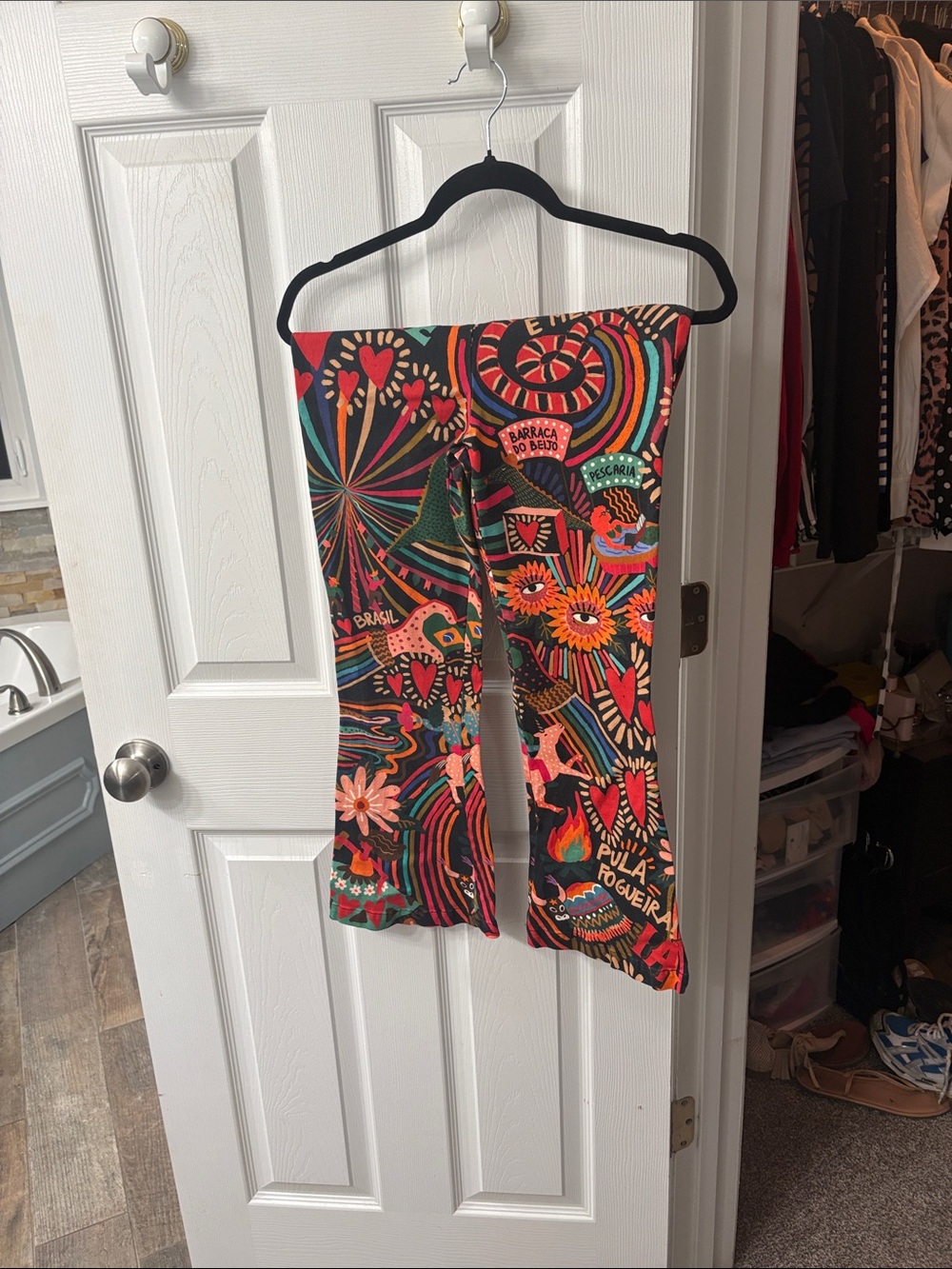 FARM Rio Black Multicolor Floral-Stripe Leggings